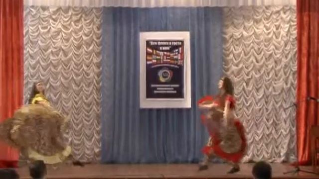 Эльвира Садыкова.Екатерина Гордеева.Цыганочка.avi смотреть онлайн