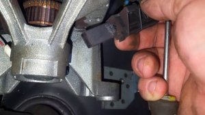 Стиральная машина INDESIT. Крутится без остановки Ручка Переключатель программ. Ремонт Своими Рукам