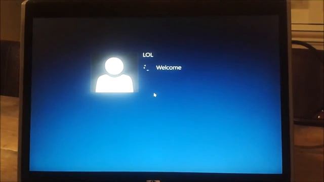 Running Windows 8 on an almost 11 year old HP Pavilion смотреть онлайн