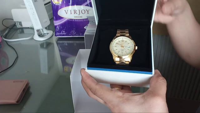Unboxing Seiko Watch || Auto Watch || Water Resistant and Gold Plated Watch смотреть онлайн