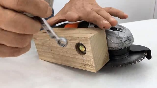 Pocas personas saben acerca de esto -TRUCO PARA TU AMOLADORA ANGULAR FÁCIL - IDEA BRILLANTE смотреть онлайн