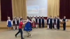 35 лицей Калининград песня «Россия , Россия ты моя звезда»
