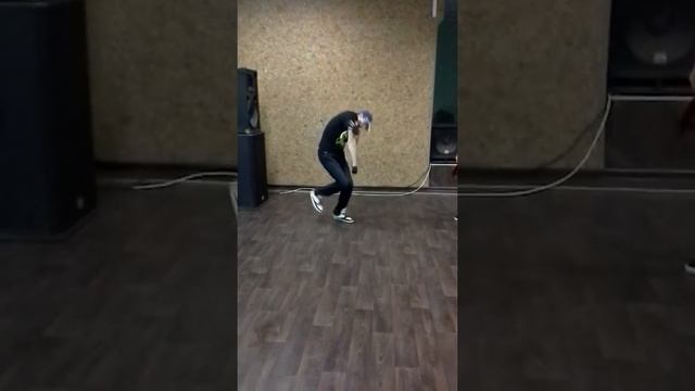 Yng Realize vs Cross# 1 round смотреть онлайн