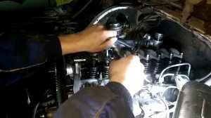 Как регулировать клапана гбц на моторе  4D56
