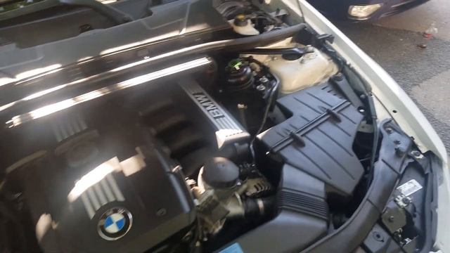 BMW e90 328i (N52) Rough Idle fix! How To Replace The CCV Valve смотреть онлайн