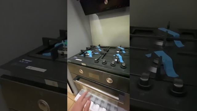 Новинка / Духовой шкаф и вытяжка в графитовом цвете / Техника Schtoff смотреть онлайн