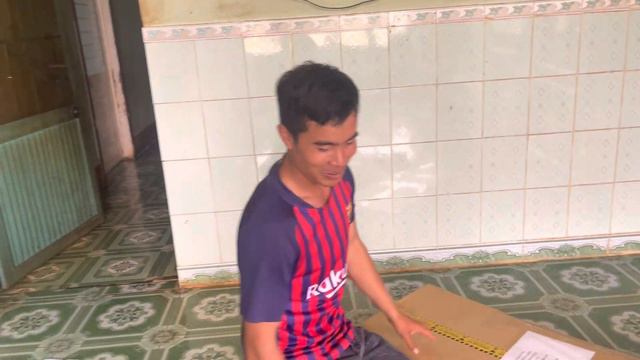 Đập hộp gita điện Ibanez AZES 40 giá 9triệu tới nhà смотреть онлайн