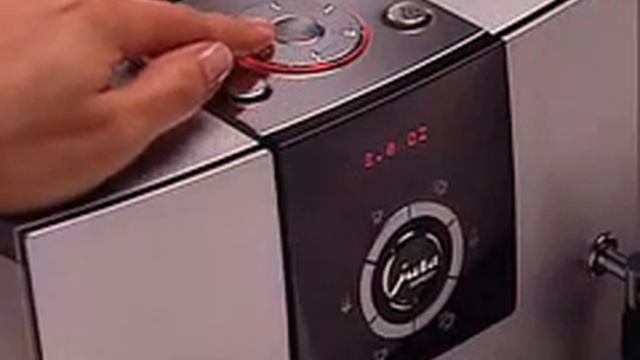 Кофемашина для дома или небольшого офиса Jura J5 смотреть онлайн