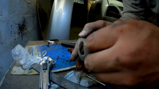 не заводиться,пропала искра,