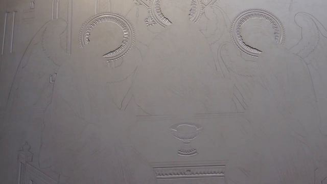 ...построение ,цировка, резьба по левкасу комбинированное золочение ..и все это для иконописания.. смотреть онлайн