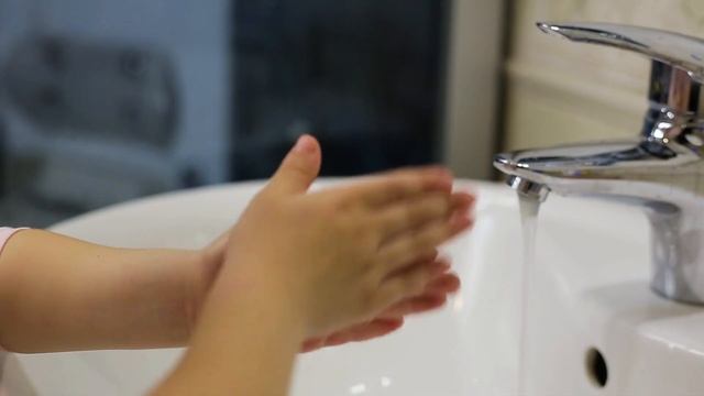 Почему нужно мыть руки? Дина и полезные видео для детей смотреть онлайн