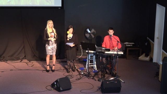 Осень. Каждый год она приходит неизменно смотреть онлайн