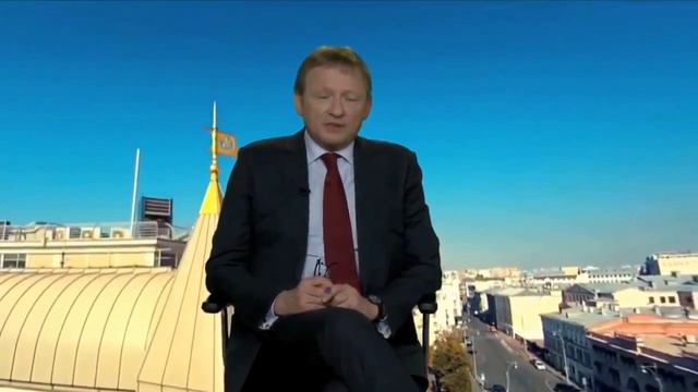 ШОК! НЕВОЗМУТИМЫЙ САППОРТ ЛЕТАЕТ НАД ГОРОДОМ смотреть онлайн