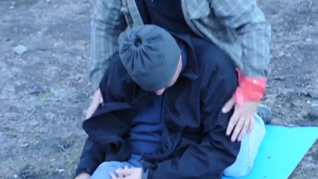 Переноска лежачего пострадавшего смотреть онлайн