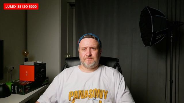 САМЫЙ ШУМНЫЙ на деревне | Sony a7 IV vs Panasonic Lumix S5 смотреть онлайн