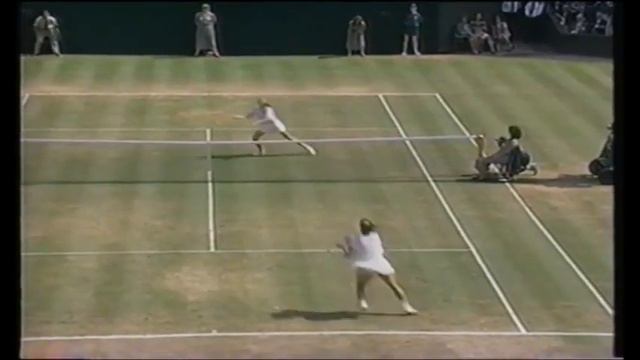 Steffi Graf vs Arantxa Sanchez Vicario 1995 Wimbledon Ladies' Final Highlights смотреть онлайн