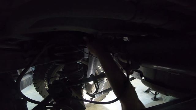 100 Series Land Cruiser Shock Replacement Front and Rear смотреть онлайн