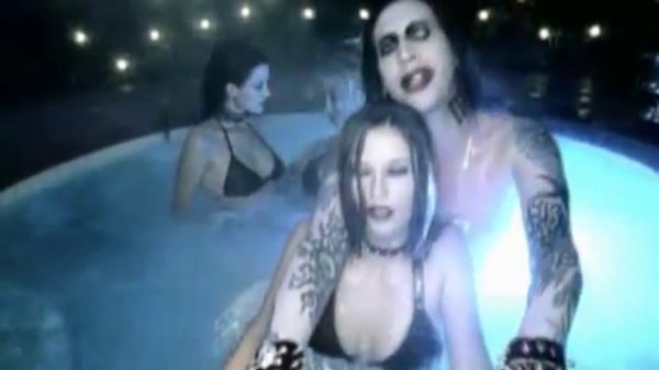 Marilyn Manson - Tainted Love