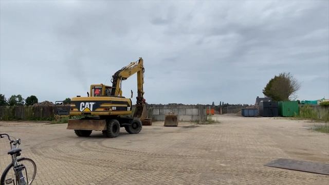Caterpillar M318 Mobile Excavator 1999 Demonstration