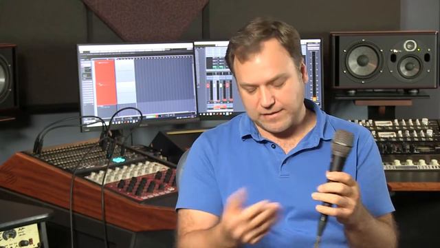 sE Electronics V7 Handheld Dynamic Microphone Review смотреть онлайн