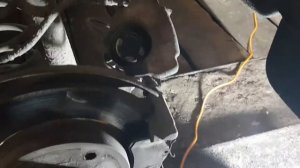 Замена задних колодок  ПЕЖО308