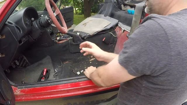 Down stream O2 sensor and out. смотреть онлайн