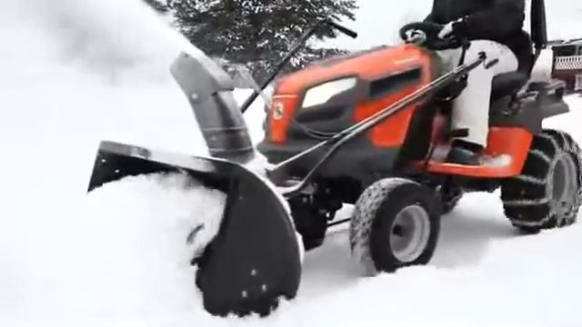 Роторный снегоуборщик двухступенчатый для тракторов Husqvarna YTH/CTH смотреть онлайн