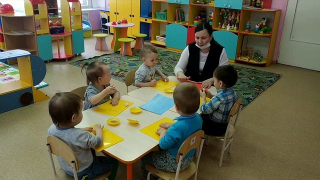 Занятие на тему "Снеговики играют в снежки", воспитатель Николаева Е. Н. г. Чебоксары. смотреть онлайн