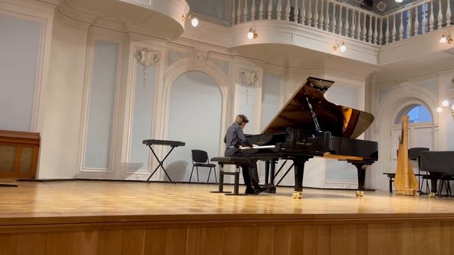 Этюд-Картина С. Рахманинов. Марк - Малик Мурашкин смотреть онлайн