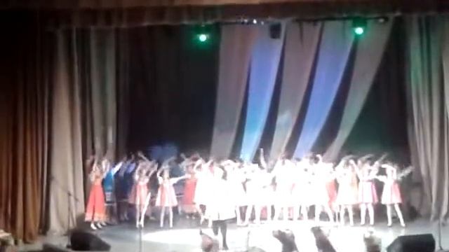КАМИЛА-БОЛЬШОЙ ХОРОВОД смотреть онлайн