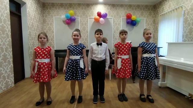 вокальний ансамбль "Люксик" смотреть онлайн