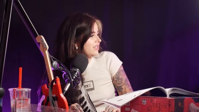 Block Party w/ Cray Pt. 2! Sarah Schauer смотреть онлайн