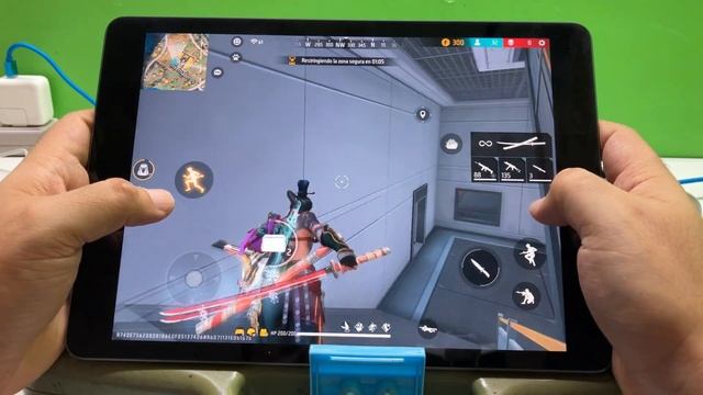 iPad 9 free fire Max graficos ultra 60fps Sombras HandCam |PRUEBA DE RENDIMIENTO Todo al MAXIMO смотреть онлайн