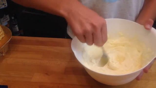 Штурмовик со взбитыми сливками!Не забываемый вкус! смотреть онлайн