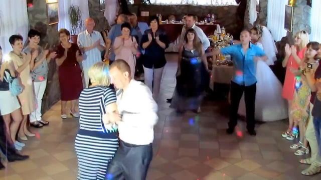 Танец зятя и тещи на свадьбе 2018 Запорожье тамада ведущая Мария смотреть онлайн