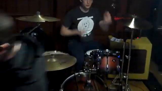 part of Entropy's set, 2/23/2014. - Middletown, NY (switch inn) смотреть онлайн