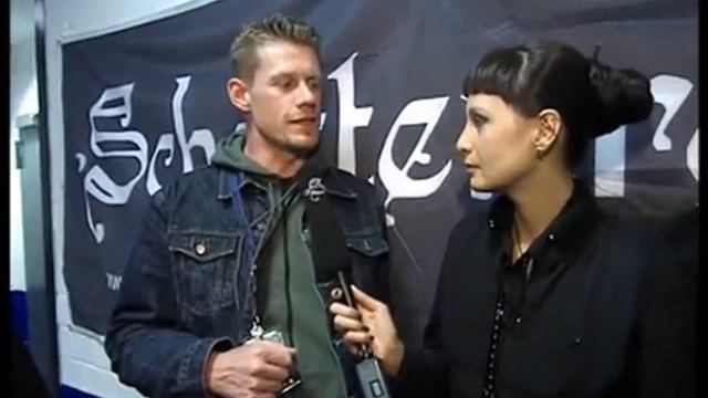 DE (RU Subs) 2003-12-27 Oomph! - On Dark Winters Night , Oberhausen, DE смотреть онлайн