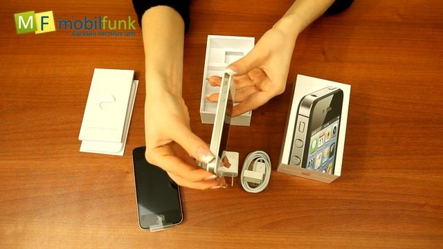 Apple iPhone 4S (black, white) - обзор от Mobilfunk.ru смотреть онлайн
