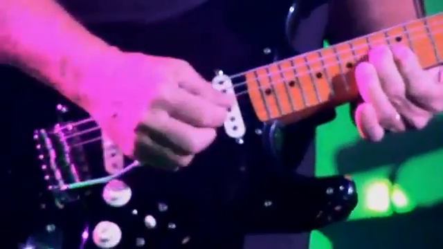 DAVID GILMOUR ECHOES(GUITAR SOLO LIVE IN GDANSK)