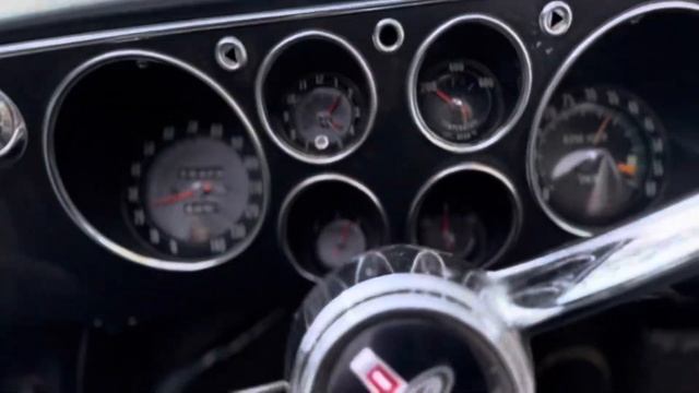 1965 Chevrolet Corvair Corsa Convertible смотреть онлайн
