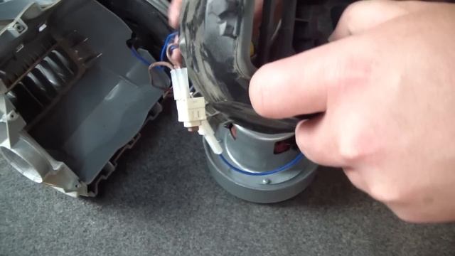 How To Change A Dyson DC08 Vacuum Cleaner Motor In Under 10 Minutes