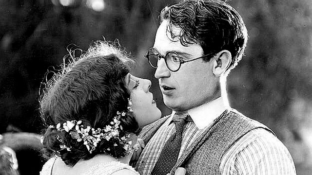 Bert Ambrose & His Orchestra - "Too Many Tears" смотреть онлайн