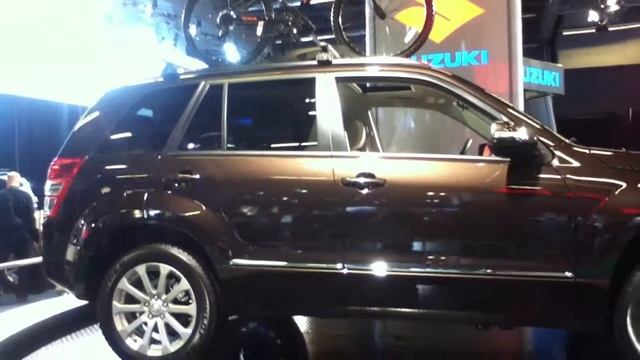 Suzuki Grand Vitara 2013 - Salon de l'Auto de Montréal - Montreal Auto Show смотреть онлайн