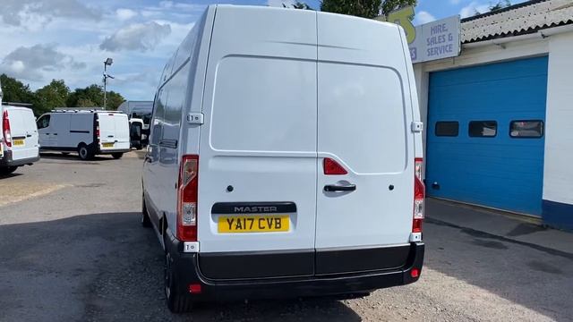 2017 Renault Master смотреть онлайн