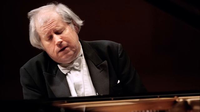 Mozart: Piano Sonata No 14 in C minor, K 457 смотреть онлайн