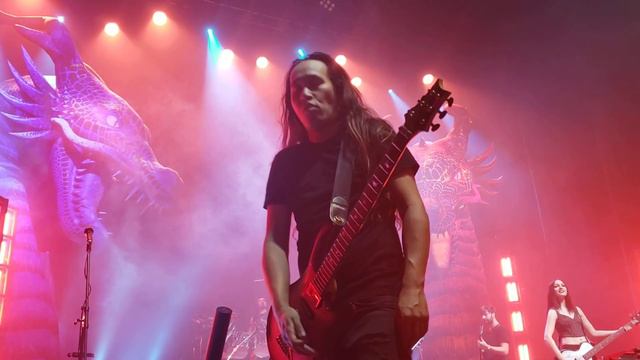 DragonForce - Through the Fire and Flames (Live) - Cleveland, OH 11/8/2023 смотреть онлайн