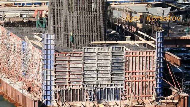 Крымский(июнь 2018)мост! Армирование и бетонирование опор! Сам процесс работ! Последние новости!