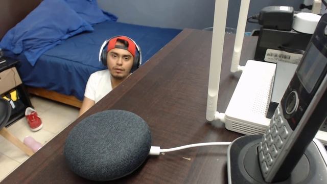 PORQUE NO DEBES COMPRAR UN GOOGLE HOME MINI... Por lo menos en Mexico смотреть онлайн