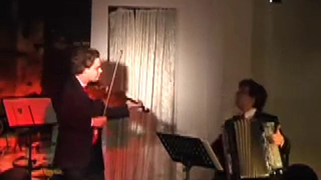 Brahms Ungarischer Tanz Nr. 5, M. Maurer, M. Tybora смотреть онлайн