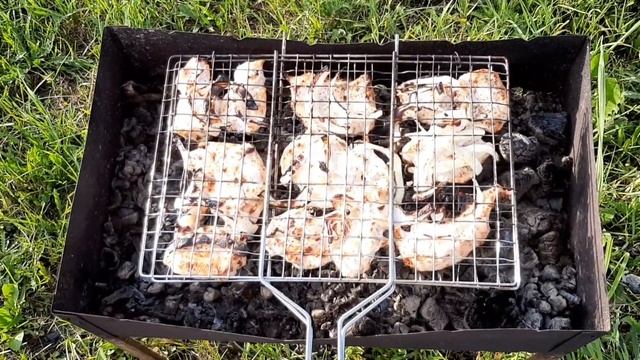 Первый шашлычок на даче в этом году смотреть онлайн